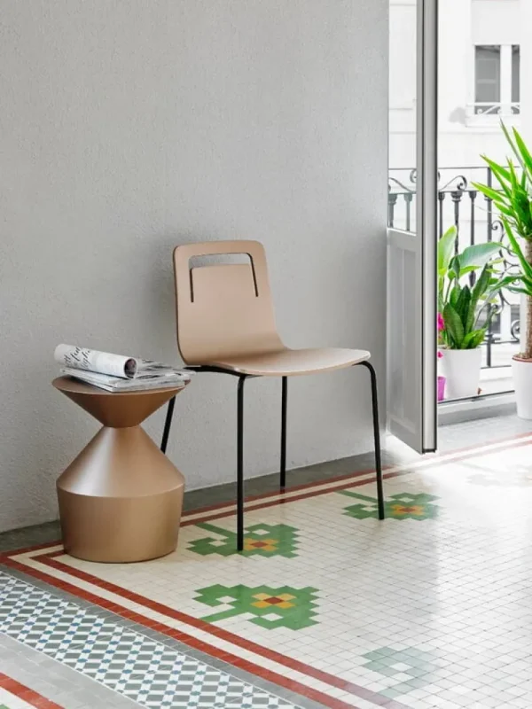 Asplund Tische-Viccarbe Shape Tisch O, niedrig, Bronze