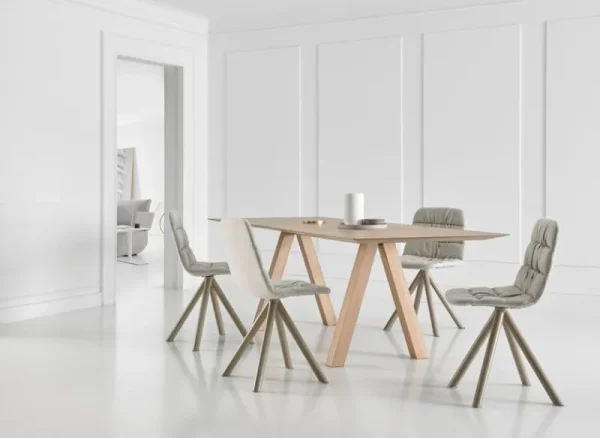 Audo Copenhagen Tische-Viccarbe Trestle Tisch, 200 x 90 cm, Eiche matt