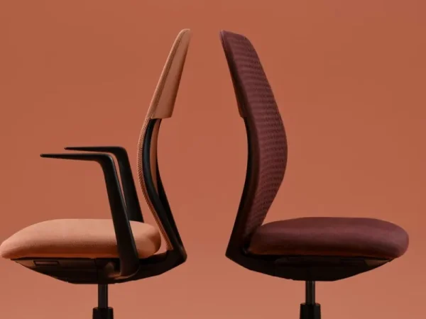 Vitra Bürostühle | Sitzgelegenheiten^ACX Mesh Arbeitsstuhl, Tiefschwarz - Terracotta