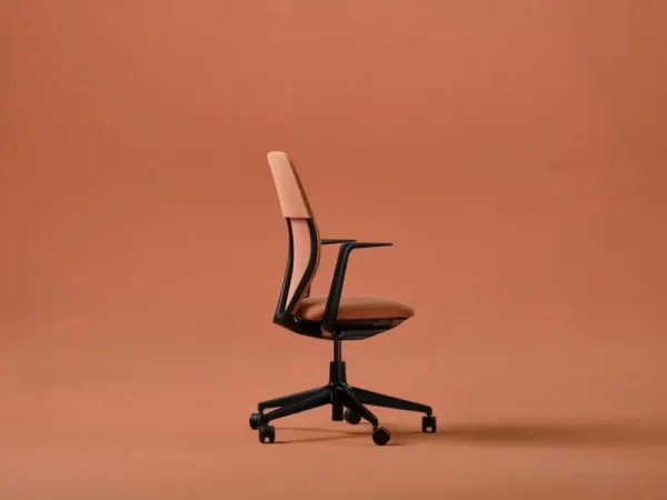 Vitra Bürostühle | Sitzgelegenheiten^ACX Mesh Arbeitsstuhl, Tiefschwarz - Terracotta