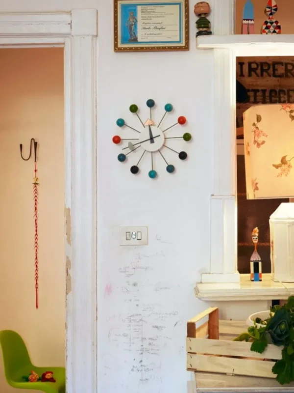 Kinder Vitra Kinderzimmereinrichtung | Uhren^Ball Clock, mehrfarbig