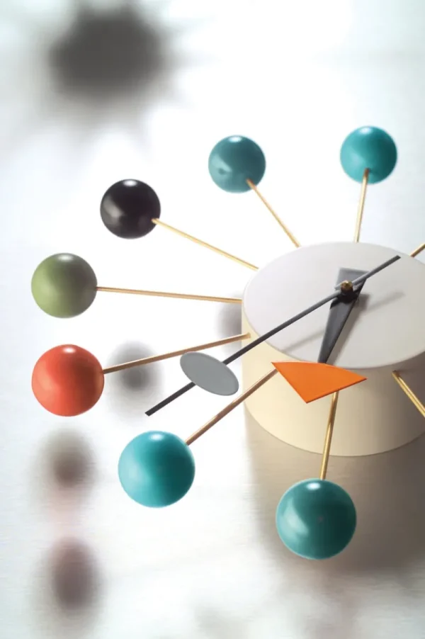 Kinder Vitra Kinderzimmereinrichtung | Uhren^Ball Clock, mehrfarbig