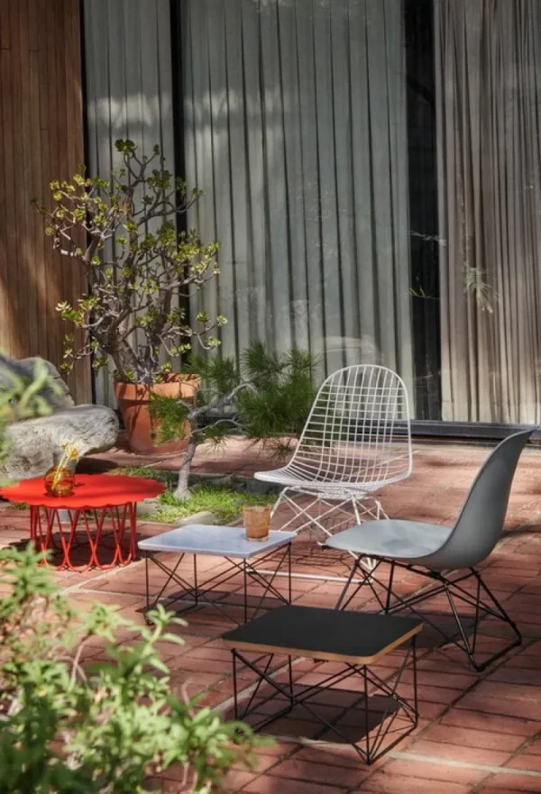 HAY Tische-Vitra Beistelltisch Eames LTR, schwarz – chrom
