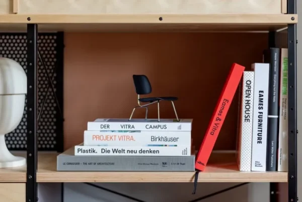 Vitra Design Und Interieur^Eames &
