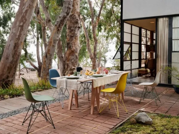Vitra Terrassenmöbel | Sitzgelegenheiten^Eames DSR Stuhl, pebble RE - Eames sea foam green