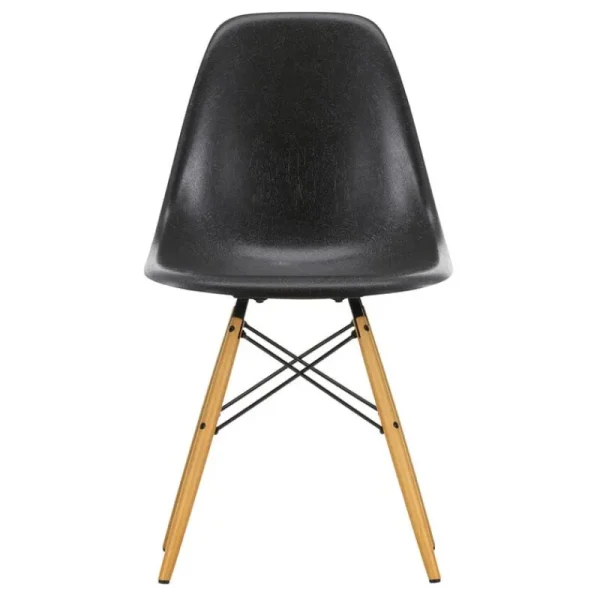 valerie_objects Sitzgelegenheiten-Vitra Eames DSW Fiberglass Chair, Elephant Hide Grey – Ahorn