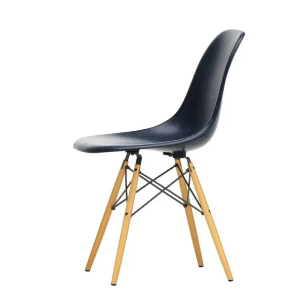 Artek Sitzgelegenheiten-Vitra Eames DSW Fiberglass Chair, marineblau – Ahorn