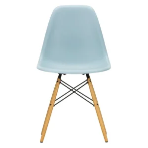 Normann Copenhagen Sitzgelegenheiten-Vitra Eames DSW Stuhl, ice grey RE - Ahorn