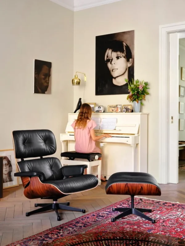 Mattiazzi Sitzgelegenheiten-Vitra Eames Lounge Ottomane, Palisander – schwarzes Leder
