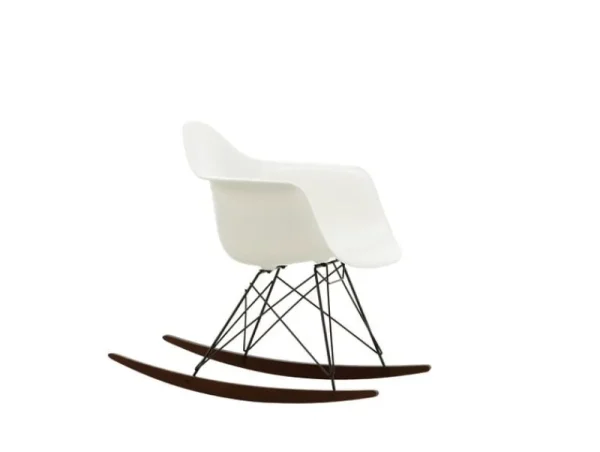 HAY Sitzgelegenheiten-Vitra Eames RAR Schaukelstuhl, Weiß - dunkel - dunkler Ahorn