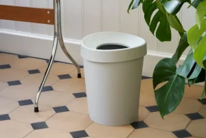Vitra Papierkörbe & Recycling-behälter | Abfalleimer^Happy Bin RE, L, Grau