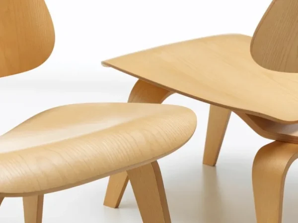Vitra Sitzgelegenheiten-Loungesessel Plywood Group LCW, Esche
