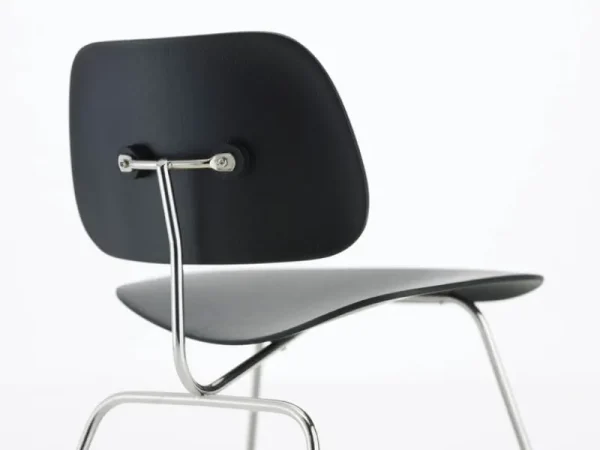 Fredericia Sitzgelegenheiten-Vitra Loungesessel Plywood Group LCM, schwarz – chrom