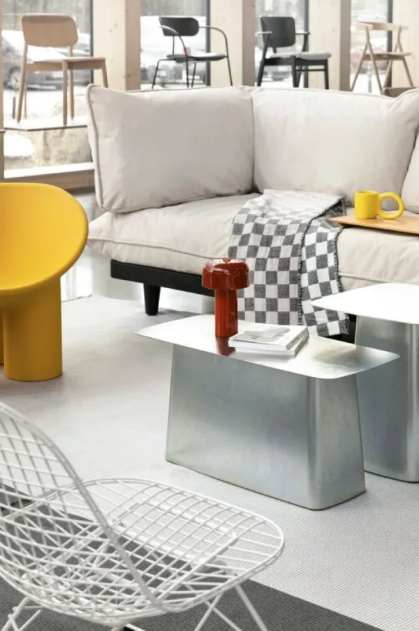 Vitra Terrassenmöbel | Tische^Metal Side Table, L, verzinkt