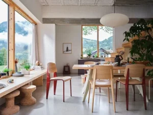 Normann Copenhagen Sitzgelegenheiten-Vitra Standard Stuhl, Japanese red – Eiche