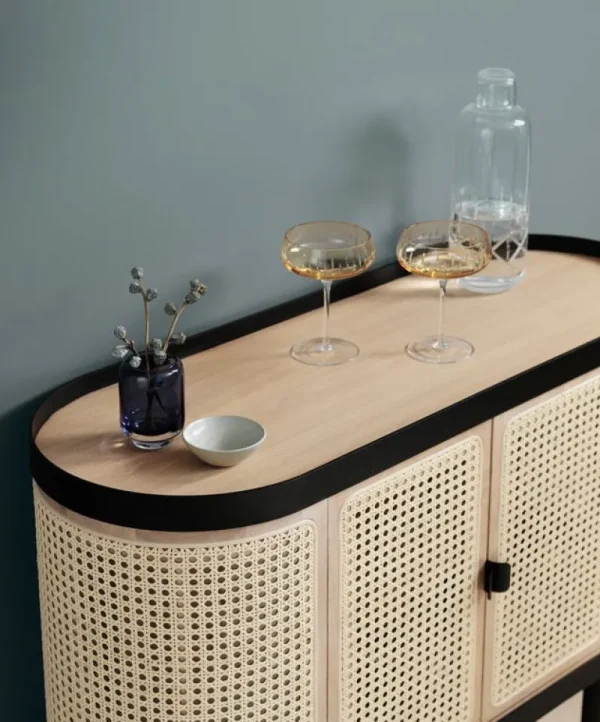 Audo Copenhagen Aufbewahrungsmöbel-Warm Nordic Be My Guest Barschrank, Wiener Geflecht