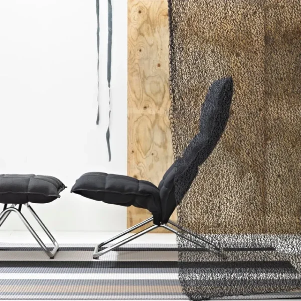 Vitra Sitzgelegenheiten-Woodnotes K Stuhl, schmal, röhrenförmig, schwarz