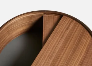 HAY Tische-Woud Arc Beistelltisch, Nussbaum matt lackiert