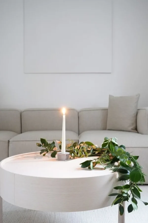 Serax Tische-Woud Arc Couchtisch 66 cm, Esche weiß pigmentiert