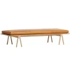 Woud Sofas Und Liegen-Level Daybed, Eiche weiß pigmentiert – cognacbraunes Leder Envy