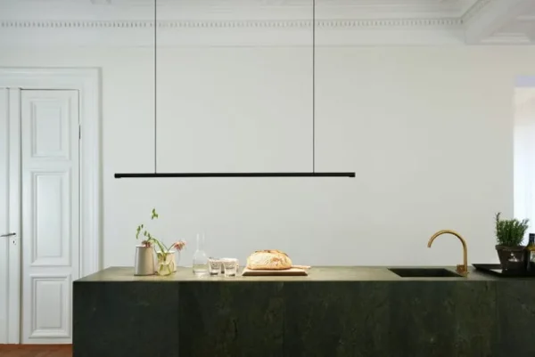 Audo Copenhagen Deckenleuchten-Wästberg w181 Linier Pendelleuchte, 3000 K, dimmbar, Schwarz