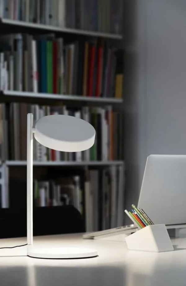 Wu00e4stberg Bürobeleuchtung | Schreibtischlampen^Wästberg w182 Pastille b2 Tischleuchte, Olivgrün