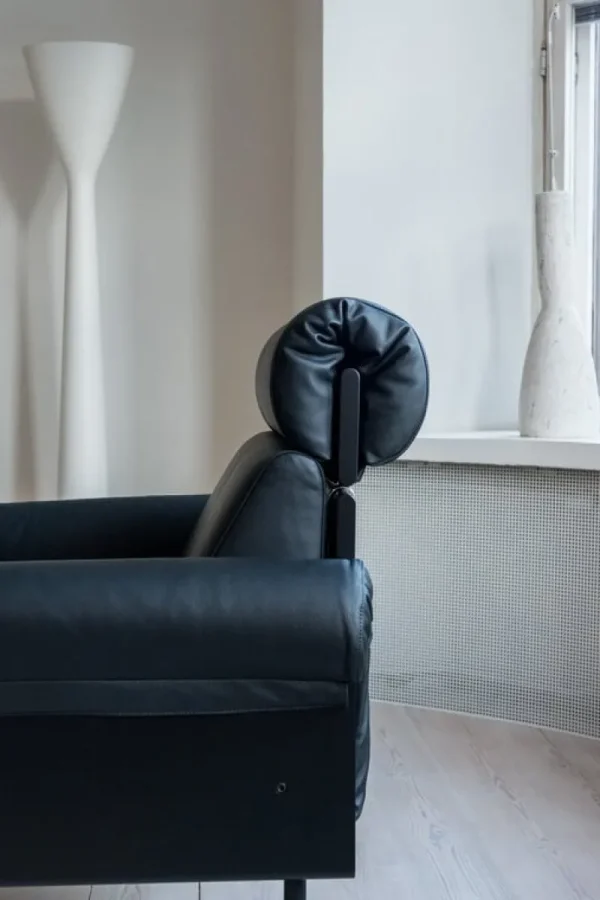 Yrju00f6 Kukkapuro Sofas Und Liegen | Sitzgelegenheiten-Yrjö Kukkapuro Ateljee Kopfstütze, schwarzes Leder