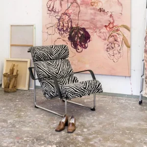 Yrju00f6 Kukkapuro Sitzgelegenheiten-Yrjö Kukkapuro Remmi Loungesessel, Chrom – Artek Zebra